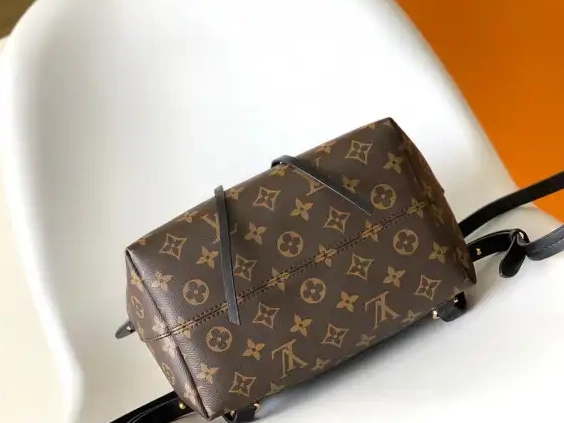 Cheap VUITTON PM LOUIS MONTSOURIS 0514
